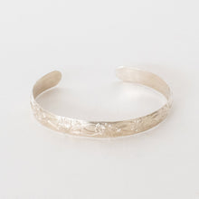 Load image into Gallery viewer, Handcrafted Jewelry-Sterling Silver Petal Textured Bracelet
