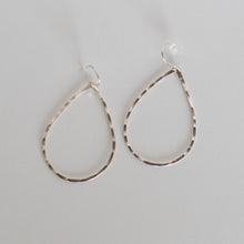 Load image into Gallery viewer, Handcrafted Jewelry-Silver Teardrop Earrings
